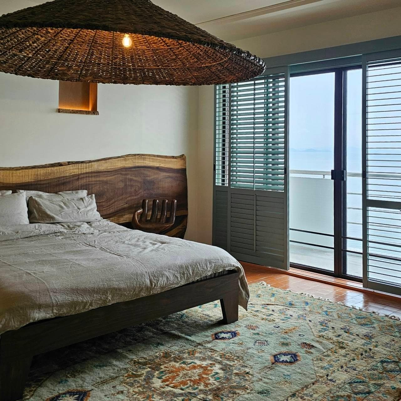 2 BEDROOMS CONDOMINIUM UNIT – Image 11