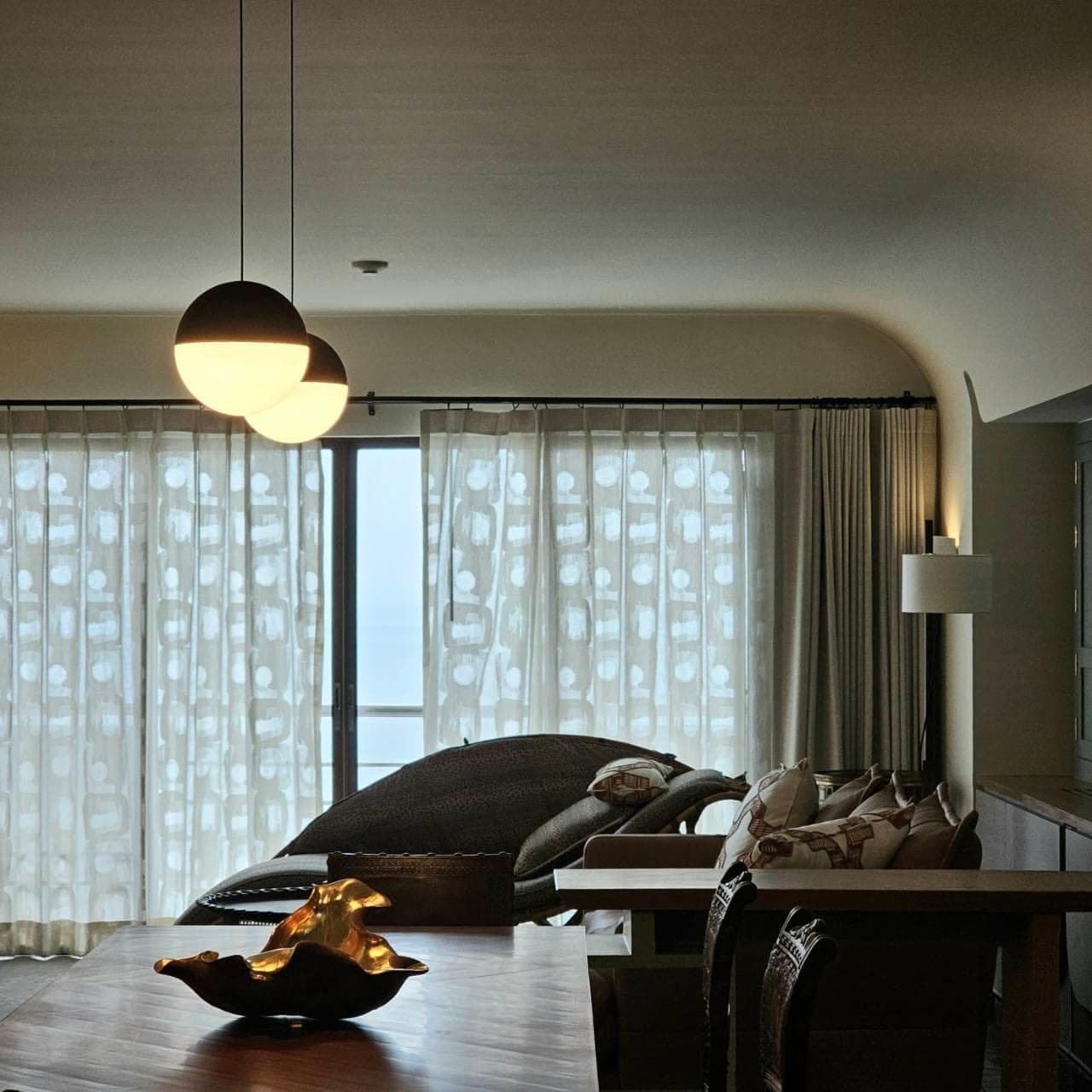 2 BEDROOMS CONDOMINIUM UNIT – Image 8