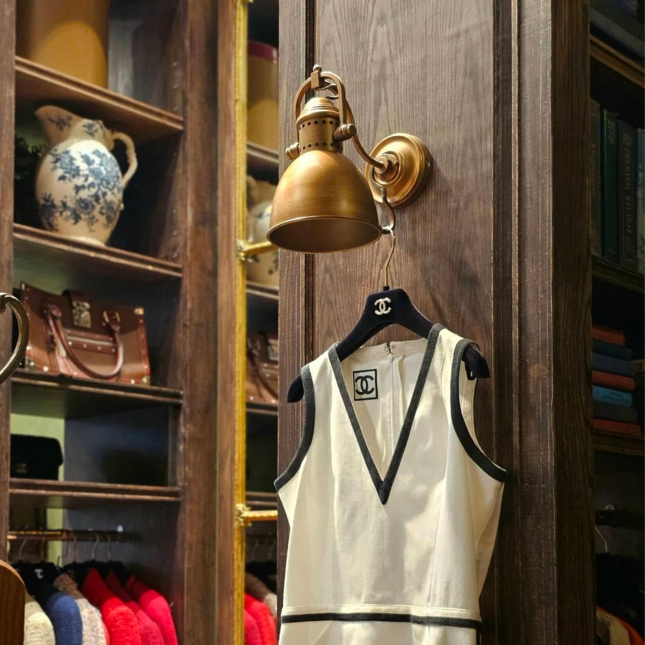 THE VINTAGE STORE @ CENTRAL EMBASSY – Image 5