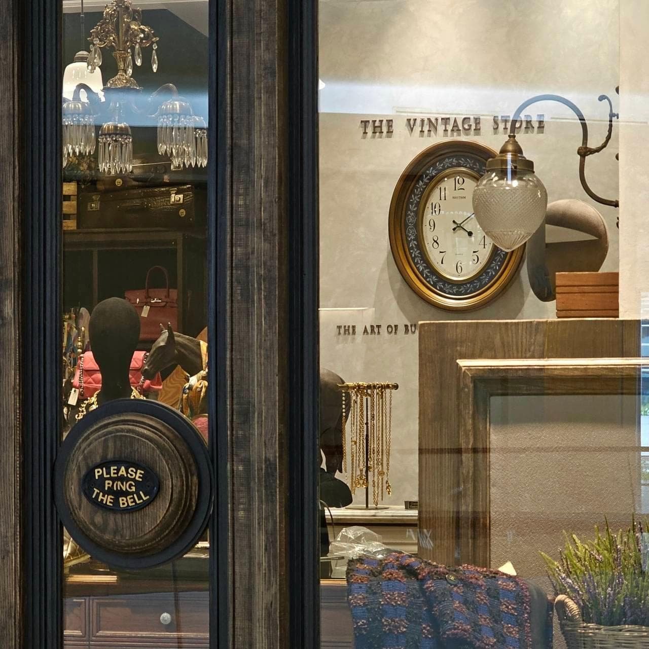 THE VINTAGE STORE @ CENTRAL EMBASSY – Image 7